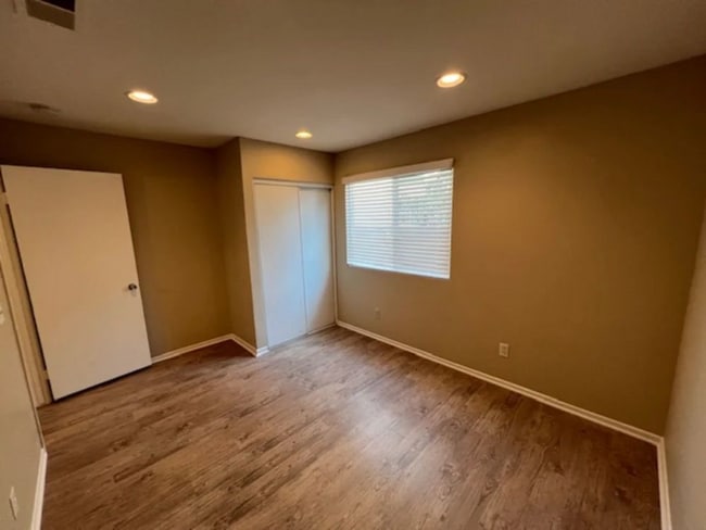 Building Photo - 2024 W Sago Palm Rd