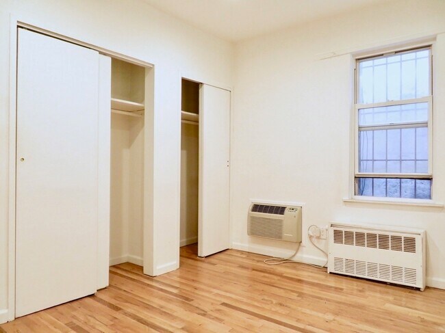 Foto del edificio - 1670 3rd Ave