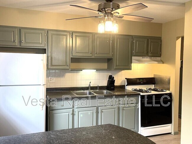 Foto del edificio - 506 E Locust St