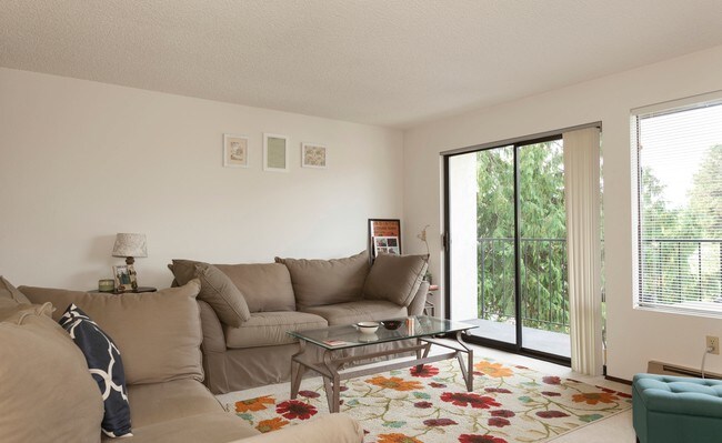 Interior - Admiral Flats
