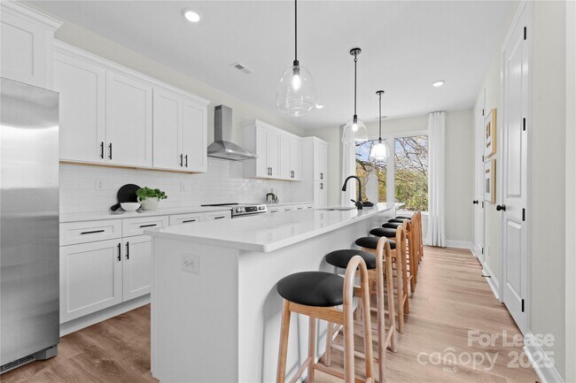 Foto del edificio - 3224 Riley Ave