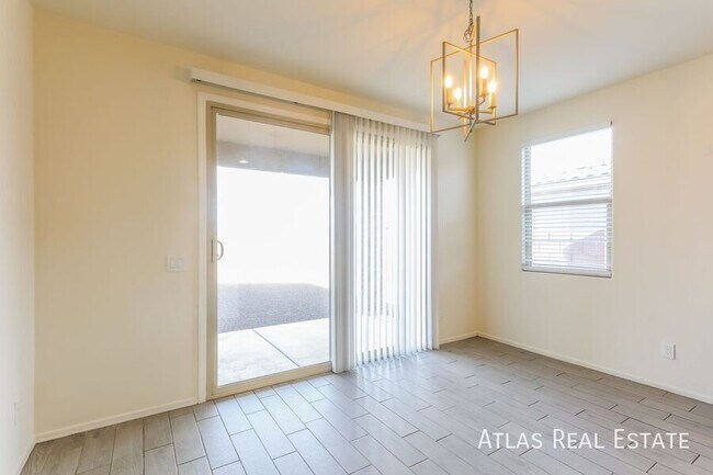 Foto del edificio - 13038 N Murray Dr