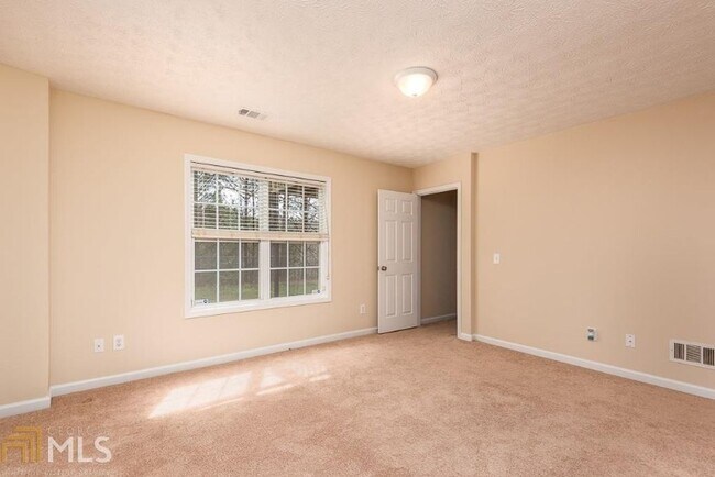Building Photo - 0 Whispering Woods Dr