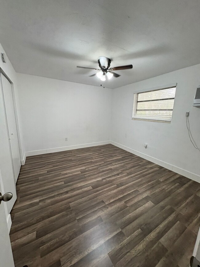 Building Photo - East Point