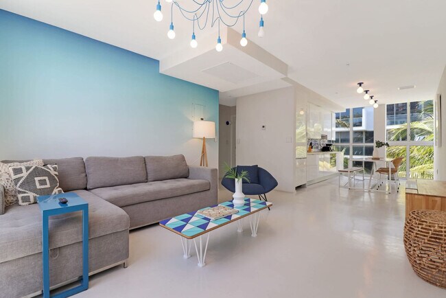 Foto del edificio - 250 Collins Ave