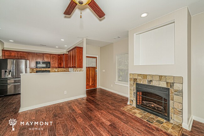 Foto del edificio - 245 Hathaway Ln