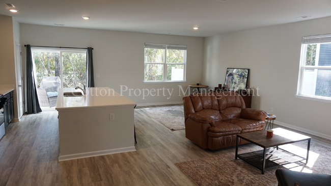 Building Photo - 1530 Dove Shell Wy