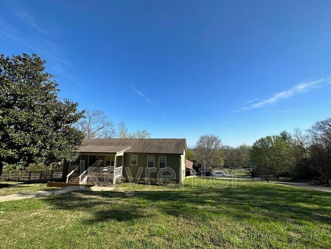 Building Photo - 8914 Grantop Dr.