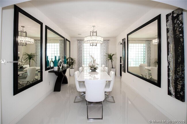Foto del edificio - 5943 Sandbirch Way