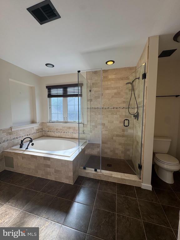 Foto del edificio - 14036 Sterling Point Dr