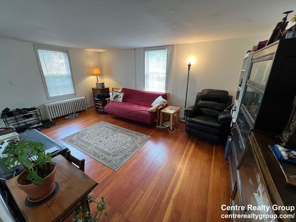 Primary Photo - 128 Derby St