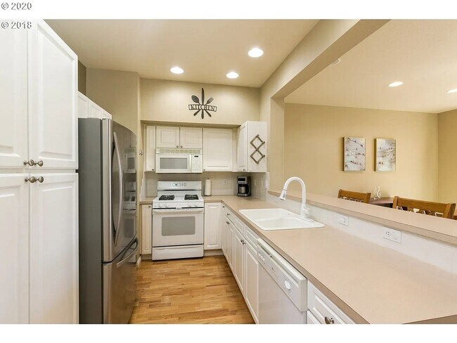 Foto del edificio - 12330 SW Meader Way