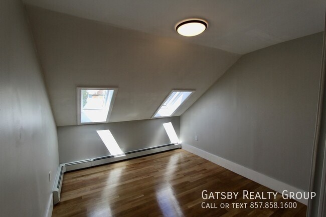 Foto del edificio - 506 Revere St