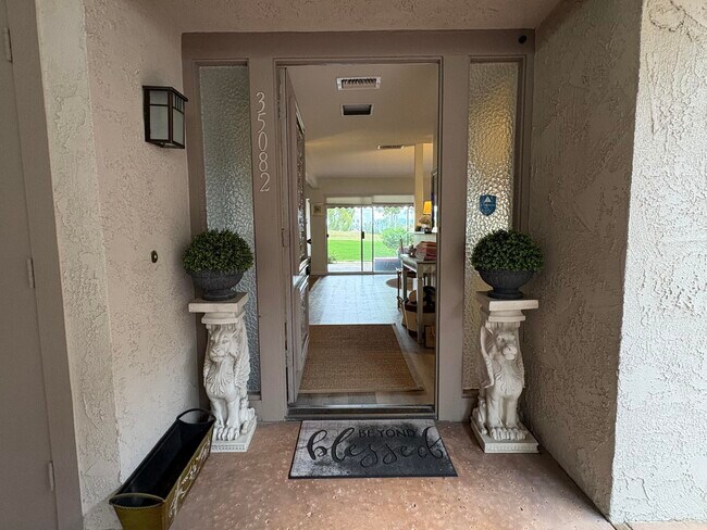 Foto del edificio - 35082 Mission Hills Dr