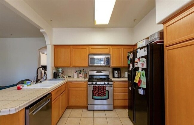 Building Photo - 3bedr 2bath Condo In a quiet location