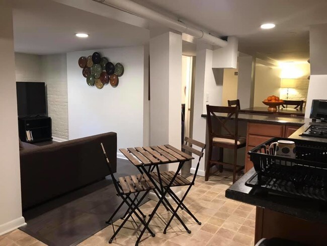 Foto del edificio - 4301 3rd St NW