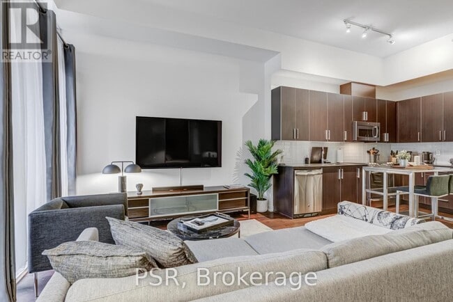 Building Photo - 20 Bruyeres Mews