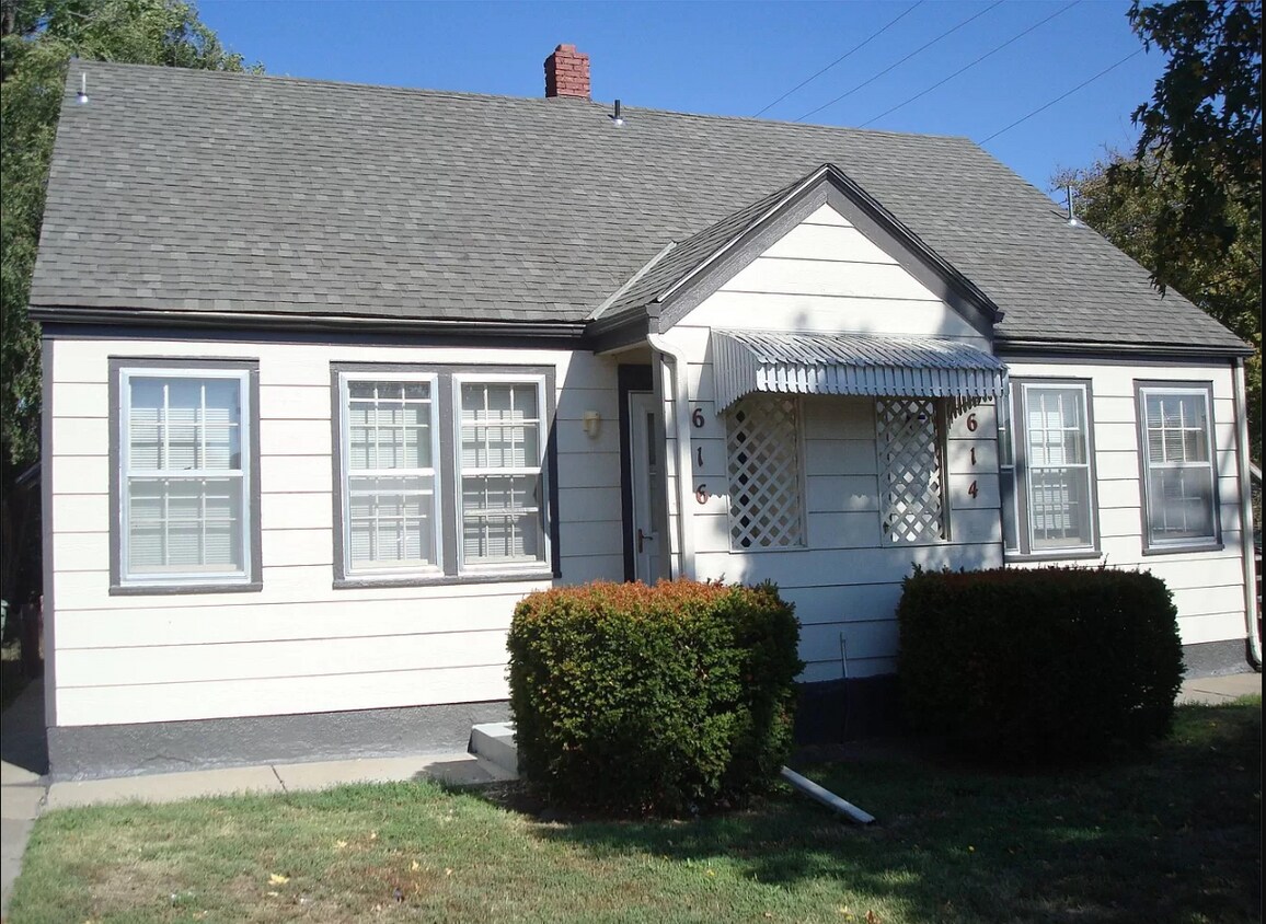 Primary Photo - 616 W Elm St