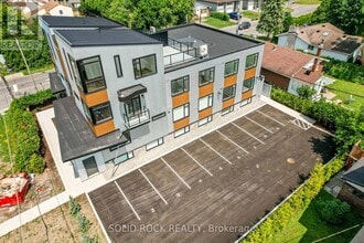 Building Photo - 845 Champlain St