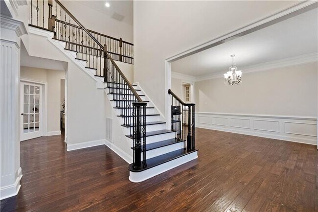 Building Photo - 1019 Coldstream Dr