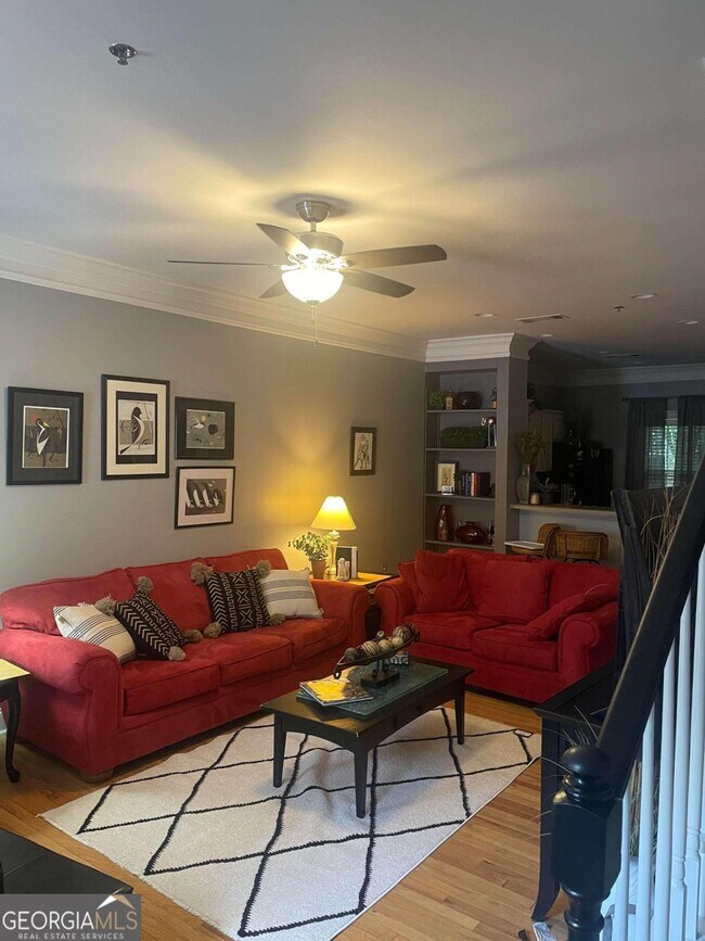 Foto del edificio - 101 Wood Lake Dr