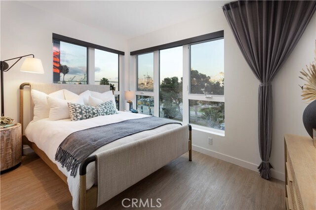 Foto del edificio - 511 S Harbor Blvd
