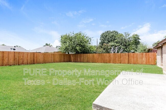 Foto del edificio - 928 Freestone Dr