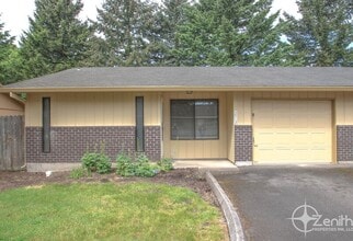 Building Photo - 2912 NE 86th Ave