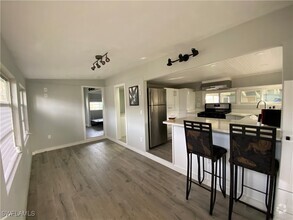 Building Photo - 5577 Meadowlark Ln