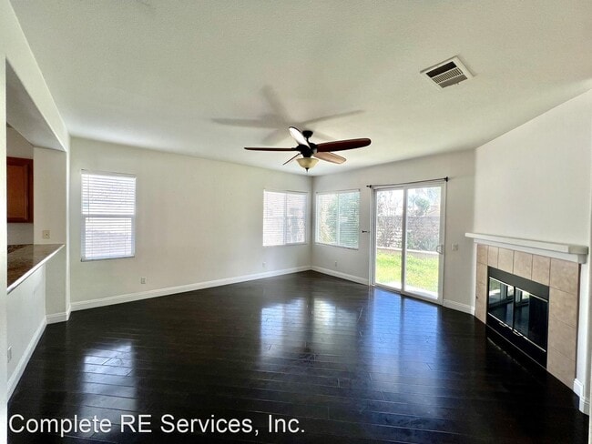 Building Photo - 5 br, 3 bath House - 6170 Valencia St.