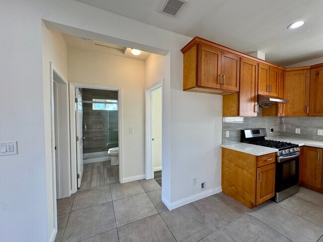 Foto del edificio - 12TH ST