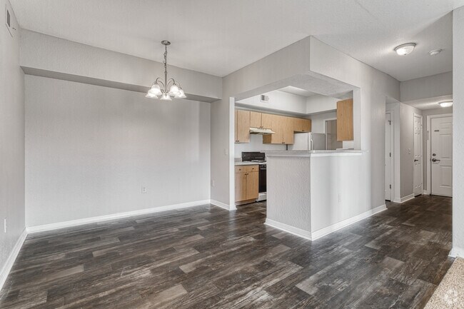 2HAB, 2BA - 1,075 ft² - Arbours at Silver Lake