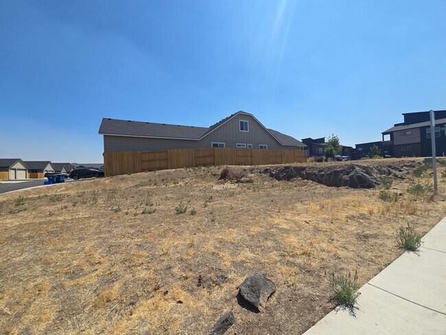 Foto del edificio - 3869 SW Newberry Ave