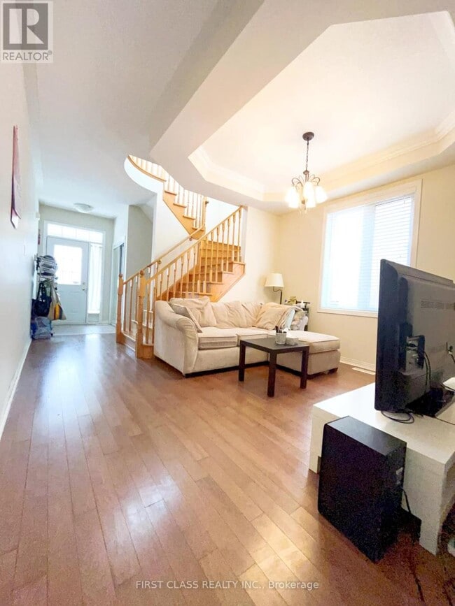 Building Photo - 18 Magnotta Rd
