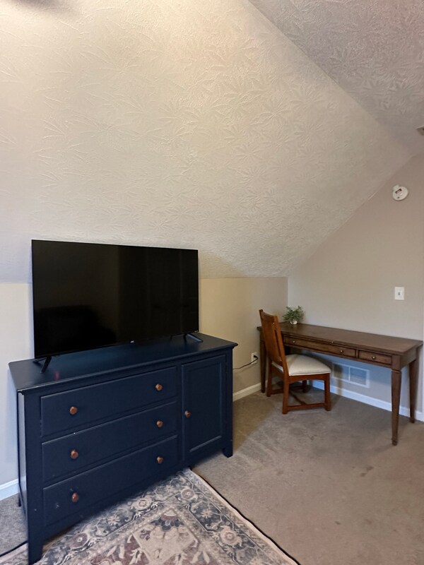 Foto del edificio - 207 Vineyard Rd