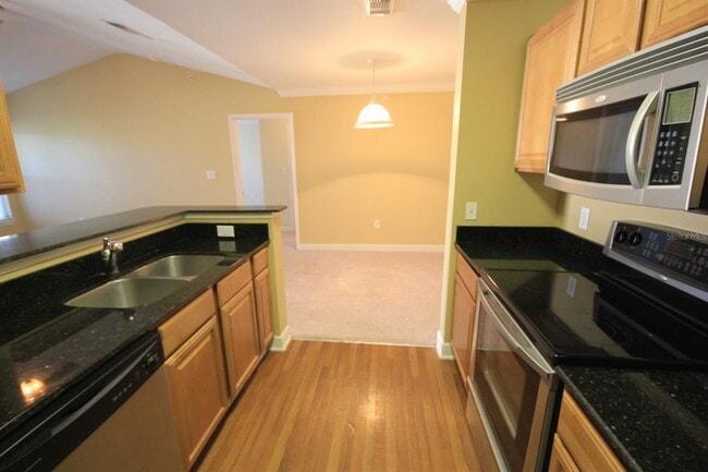 Building Photo - 18117 Bridle Club Dr