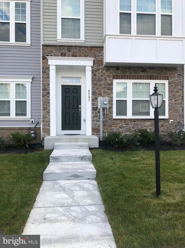 Foto del edificio - 8505 Hedwig Ln