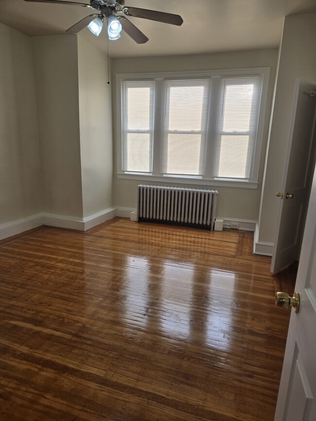 Photo - 1752 Georges Ln House