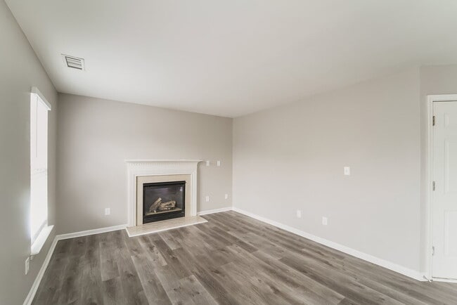 Building Photo - 3011 Mallard Forest Dr