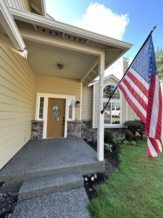 Foto del edificio - 8208 48th St Ct W