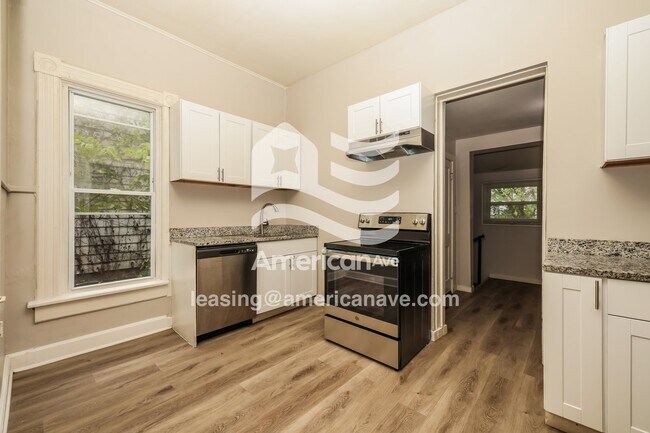 Building Photo - 119 Fillmore St