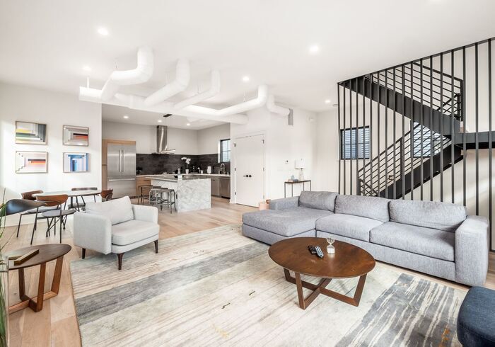 Industrial Masterpiece Main Floor - 460 South Ln