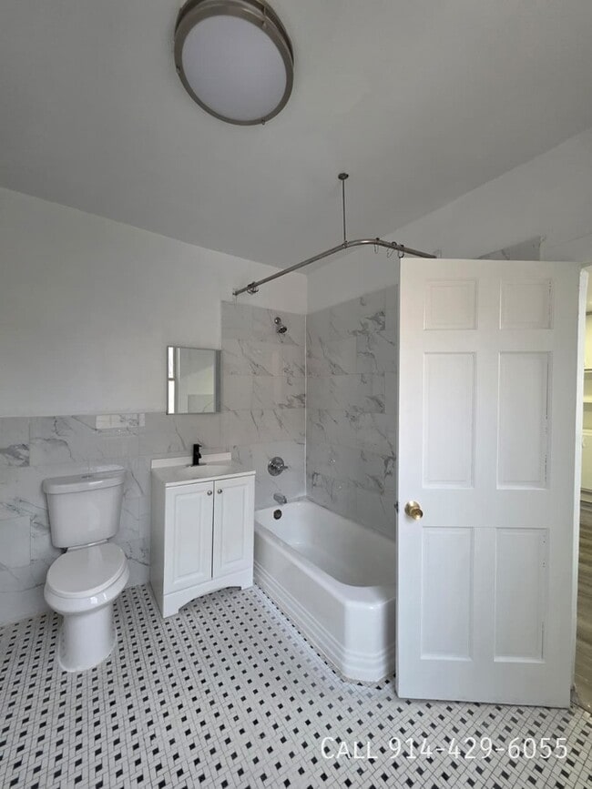 Photo - 155 School St Apartment