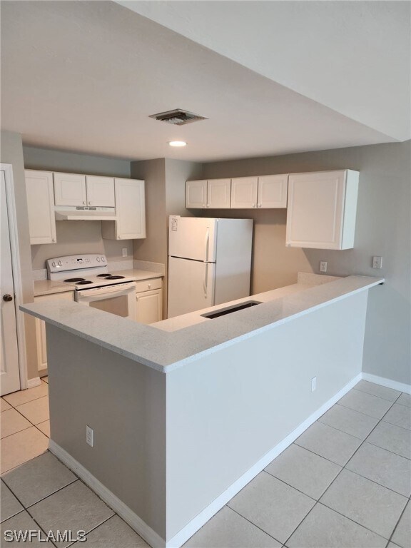 Foto del edificio - 1118 Diplomat Pkwy E