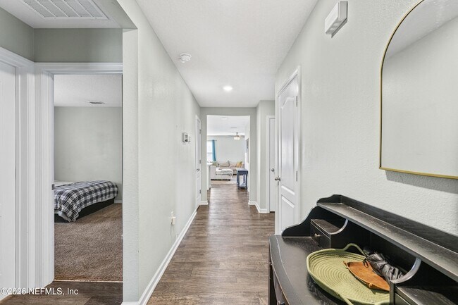 Foto del edificio - 3696 Shiner Dr