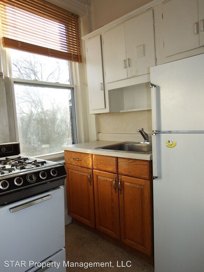 Building Photo - 2800 N Calvert St