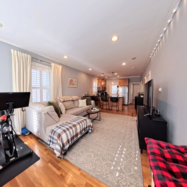 Foto del edificio - 142 Athens St