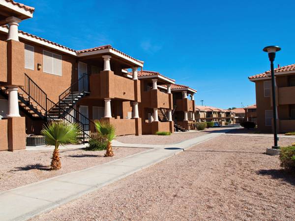 Community - Lake Tonopah SENIOR Apartments