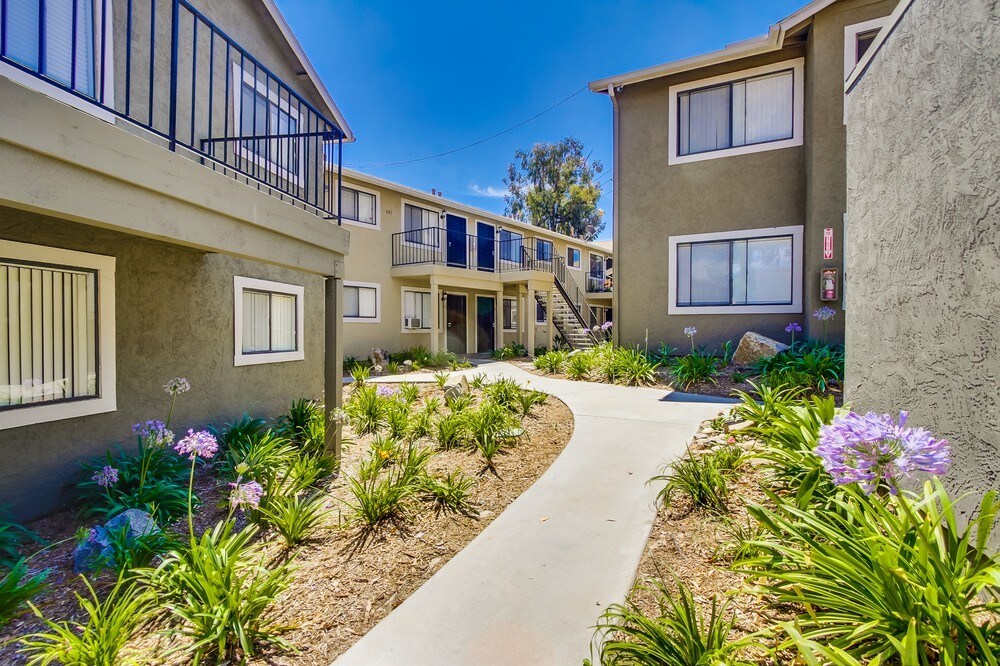 481 S Meadowbrook Dr, San Diego, CA 92114 Apartments in San Diego, CA