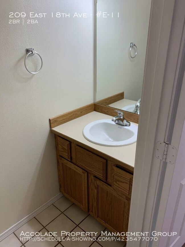 Foto del edificio - 2 Bedroom Condo with Washer/Dryer in Home